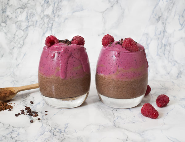 Pudding de chia au cacao cru, smoothie framboise vegan