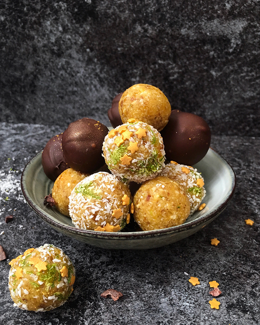 Bliss balls – Mangue, cajou, noix de coco et citron vert