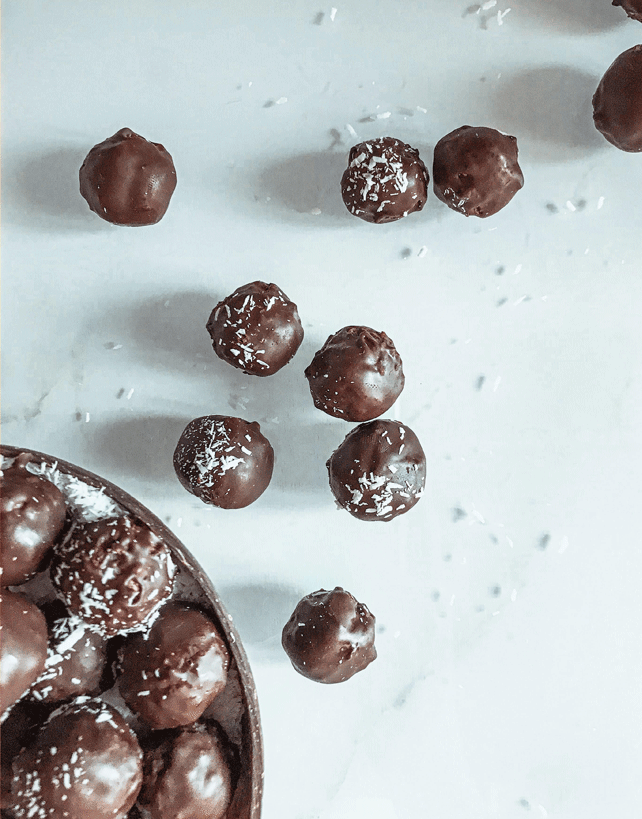 Bonbons à la noix de coco et chocolat façon Bounty